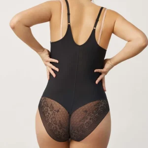 Body-up amincissant avec dentelle noire